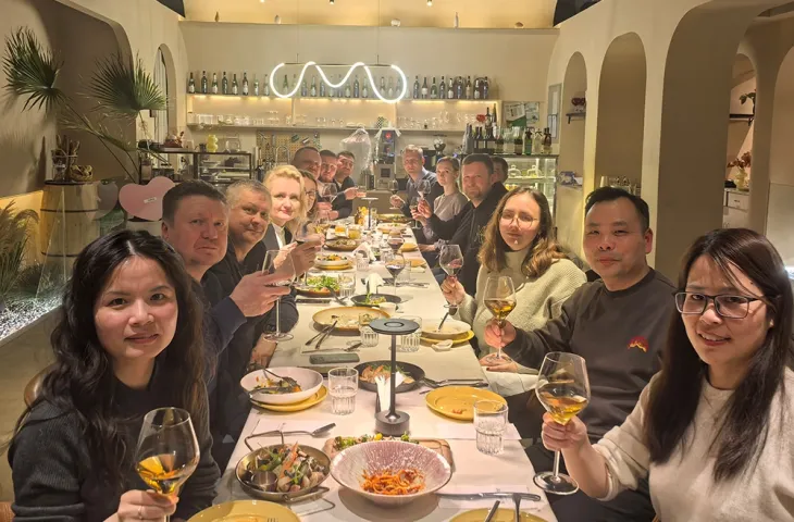 Chuyến thăm của khách hàng