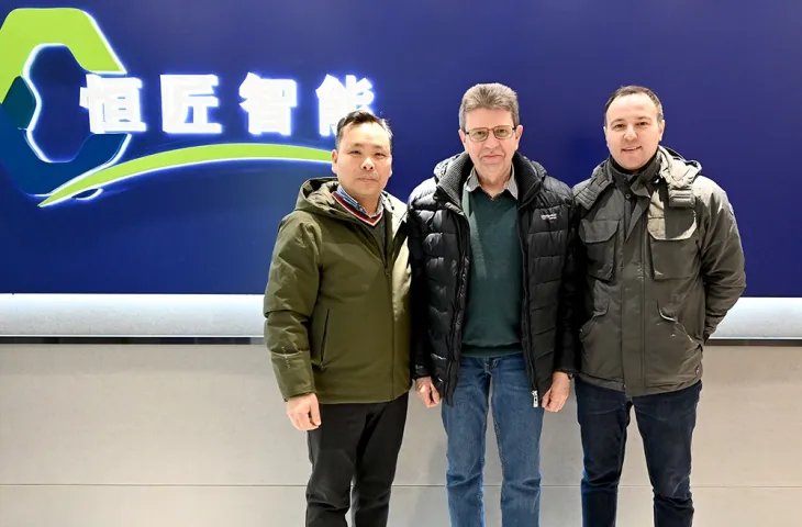 Chuyến thăm của khách hàng